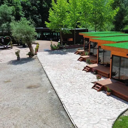 Blue Eye 酒店 Sarandë