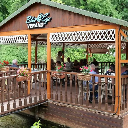 Hotel Blue Eye Sarandë